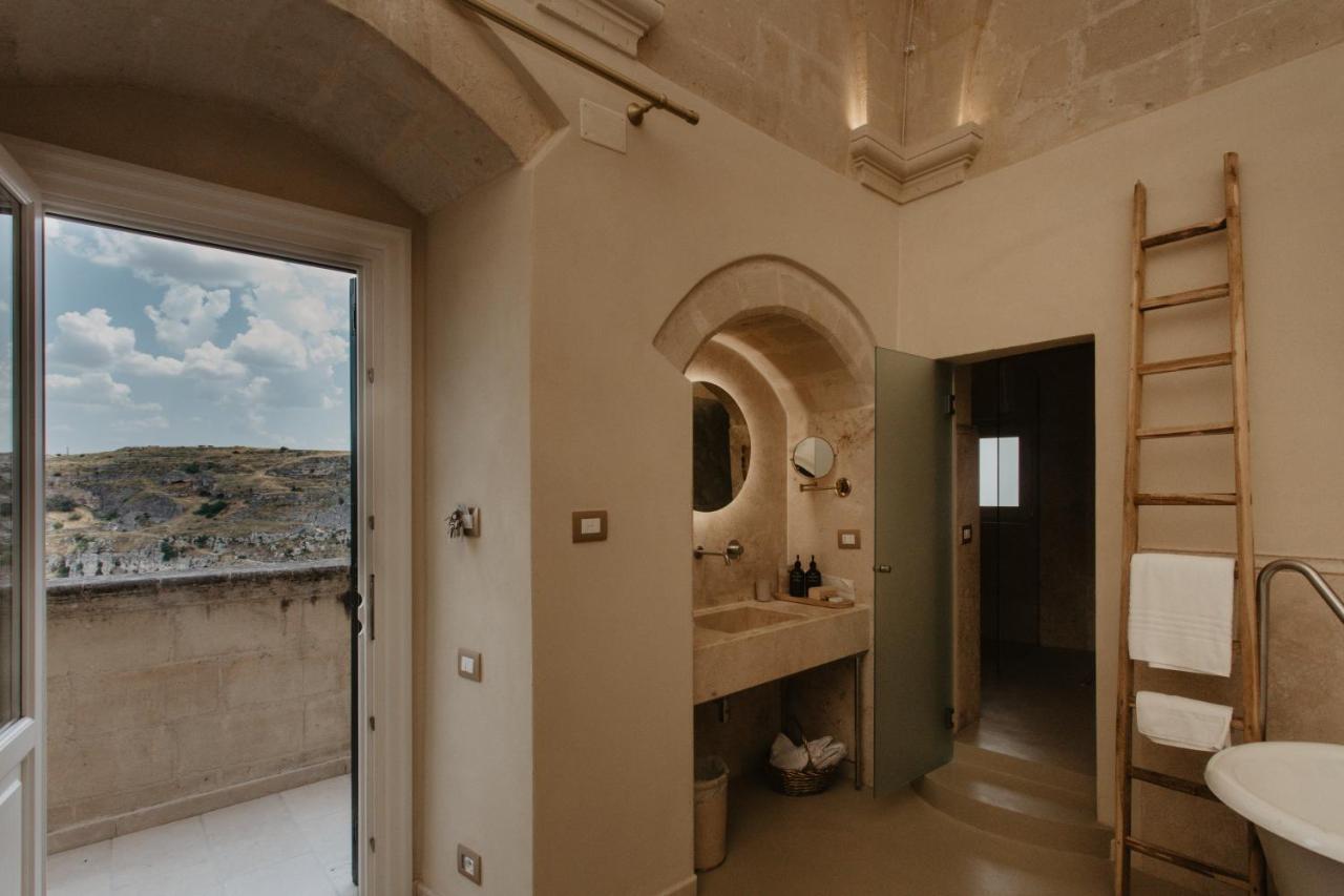 Palazzo Del Duca Hotel & Restaurant Matera Exterior photo