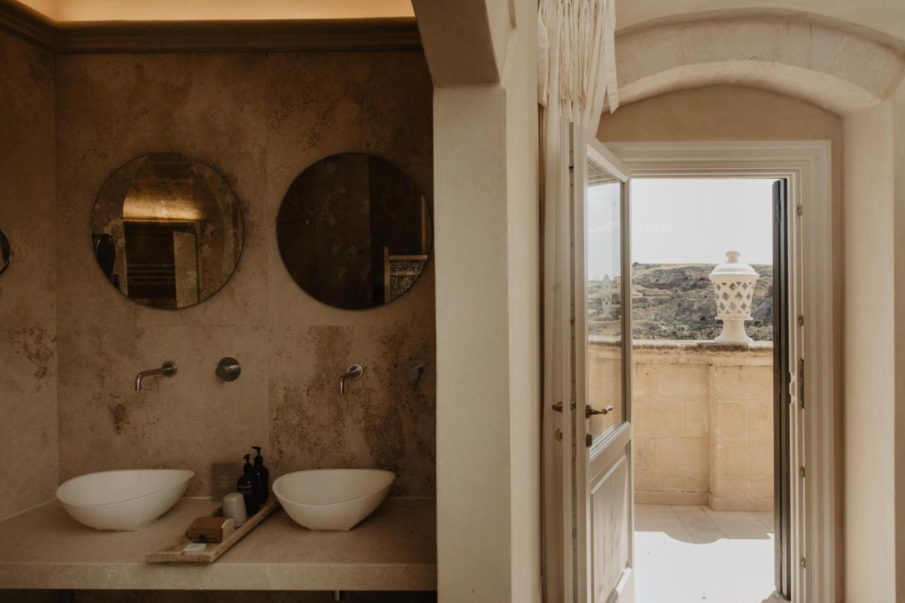 Palazzo Del Duca Hotel & Restaurant Matera Exterior photo