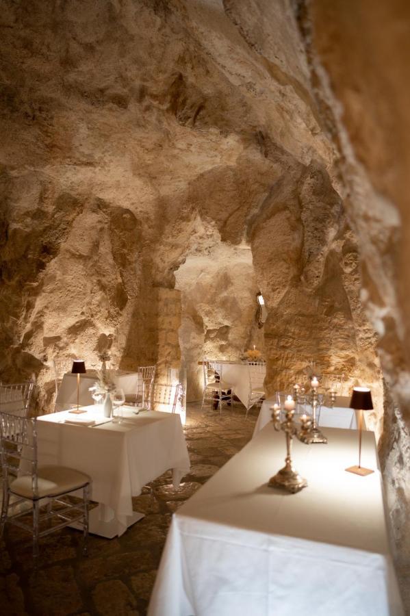 Palazzo Del Duca Hotel & Restaurant Matera Exterior photo