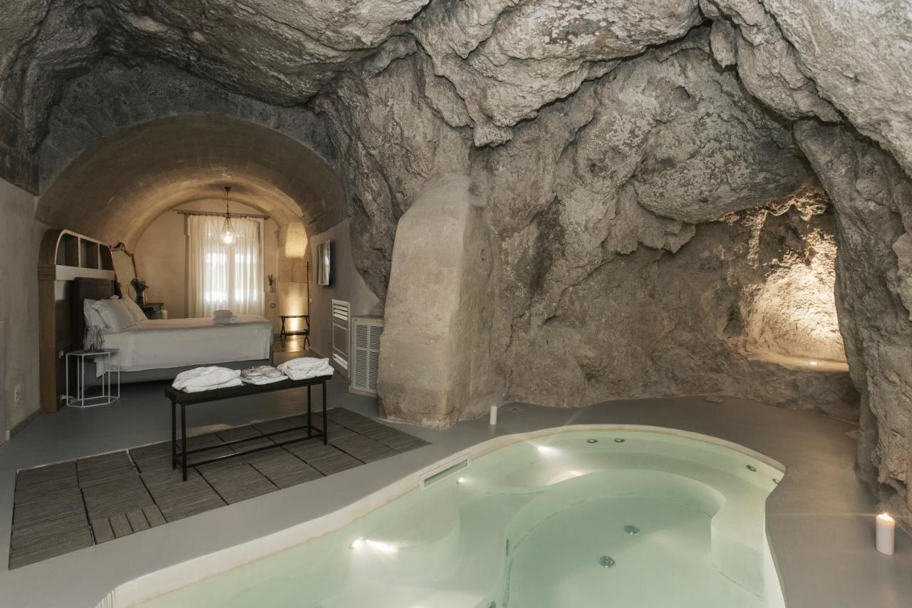 Palazzo Del Duca Hotel & Restaurant Matera Exterior photo