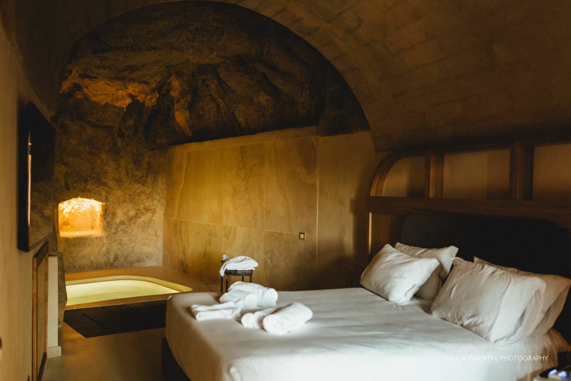 Palazzo Del Duca Hotel & Restaurant Matera Exterior photo