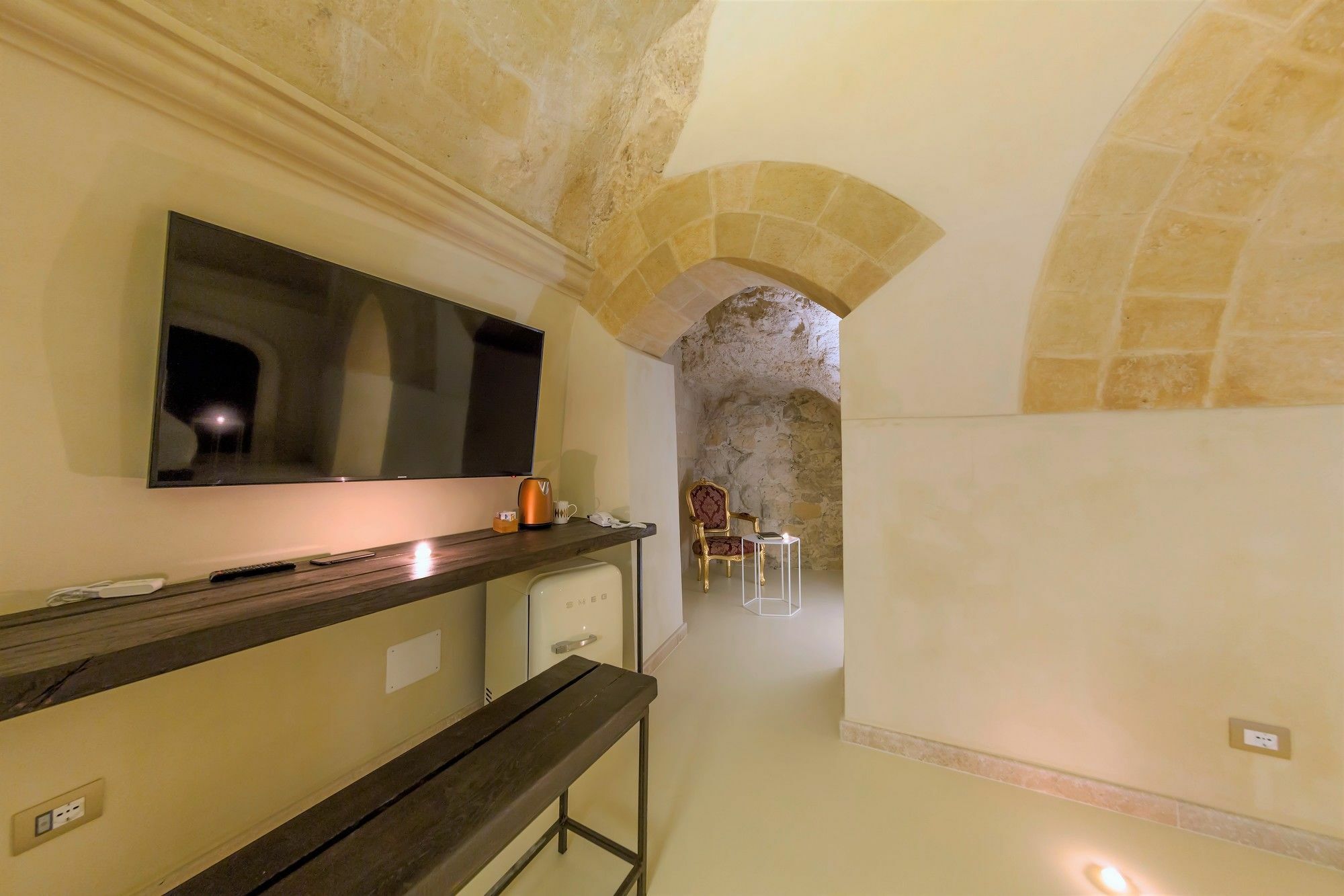 Palazzo Del Duca Hotel & Restaurant Matera Exterior photo
